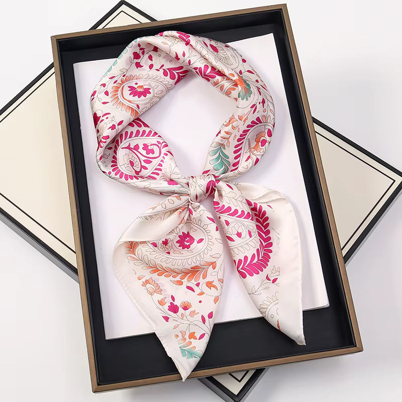 Amélie Veil Scarf — The Poetry of Subtle Elegance